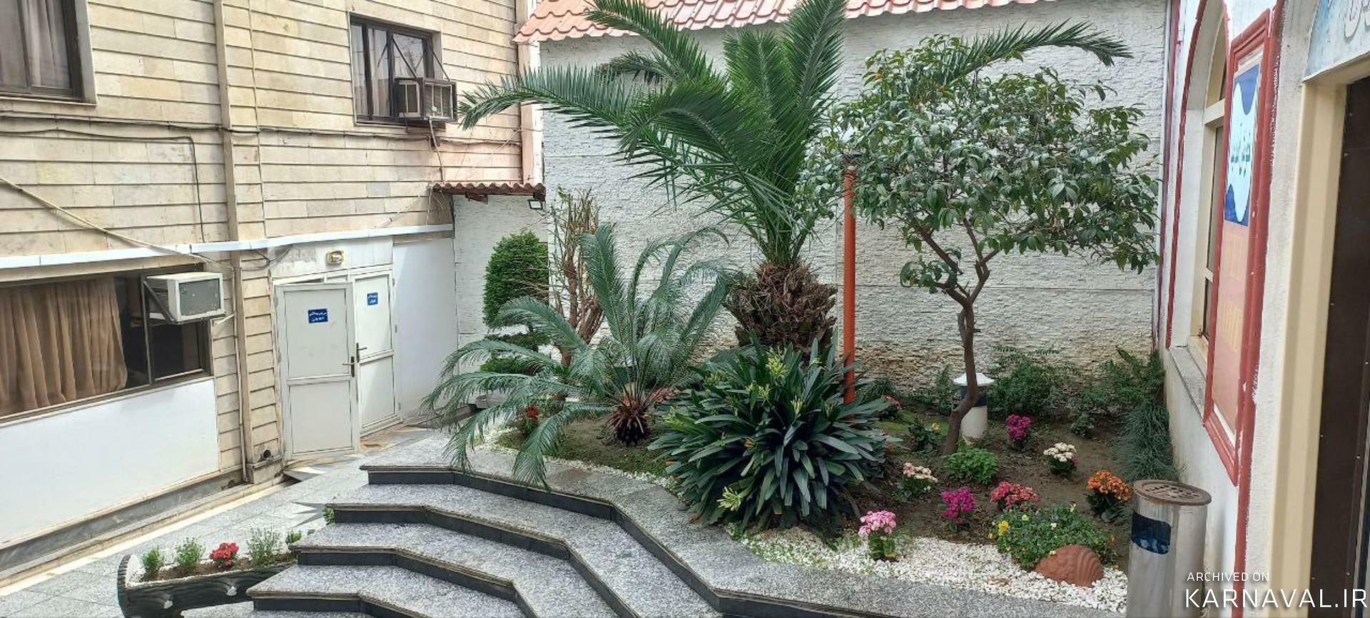 https://media.karnaval.ir/uploads/2024/08/52469.jpeg