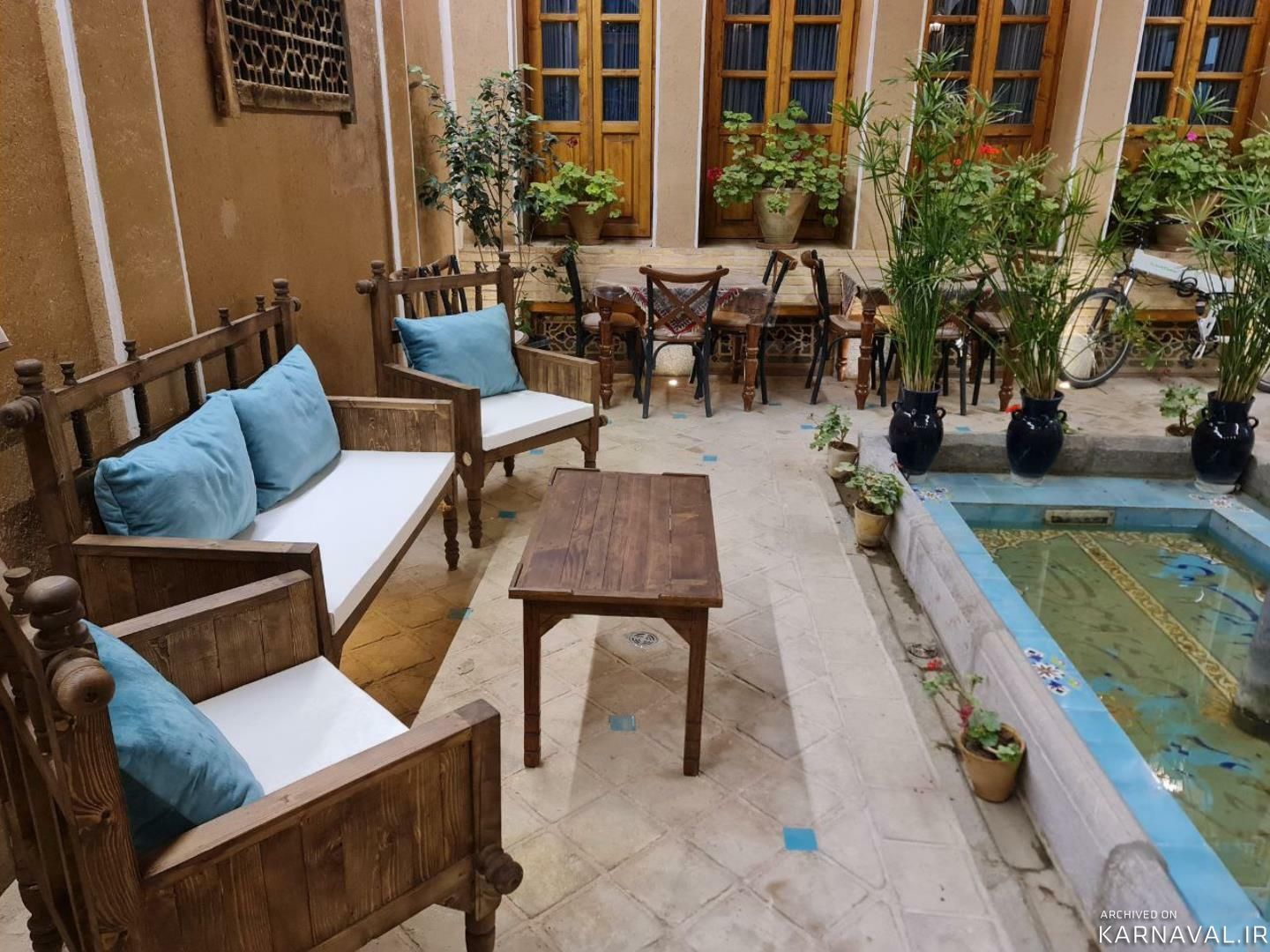 اقامتگاه سنتی عمارت طاووسیه اصفهان
