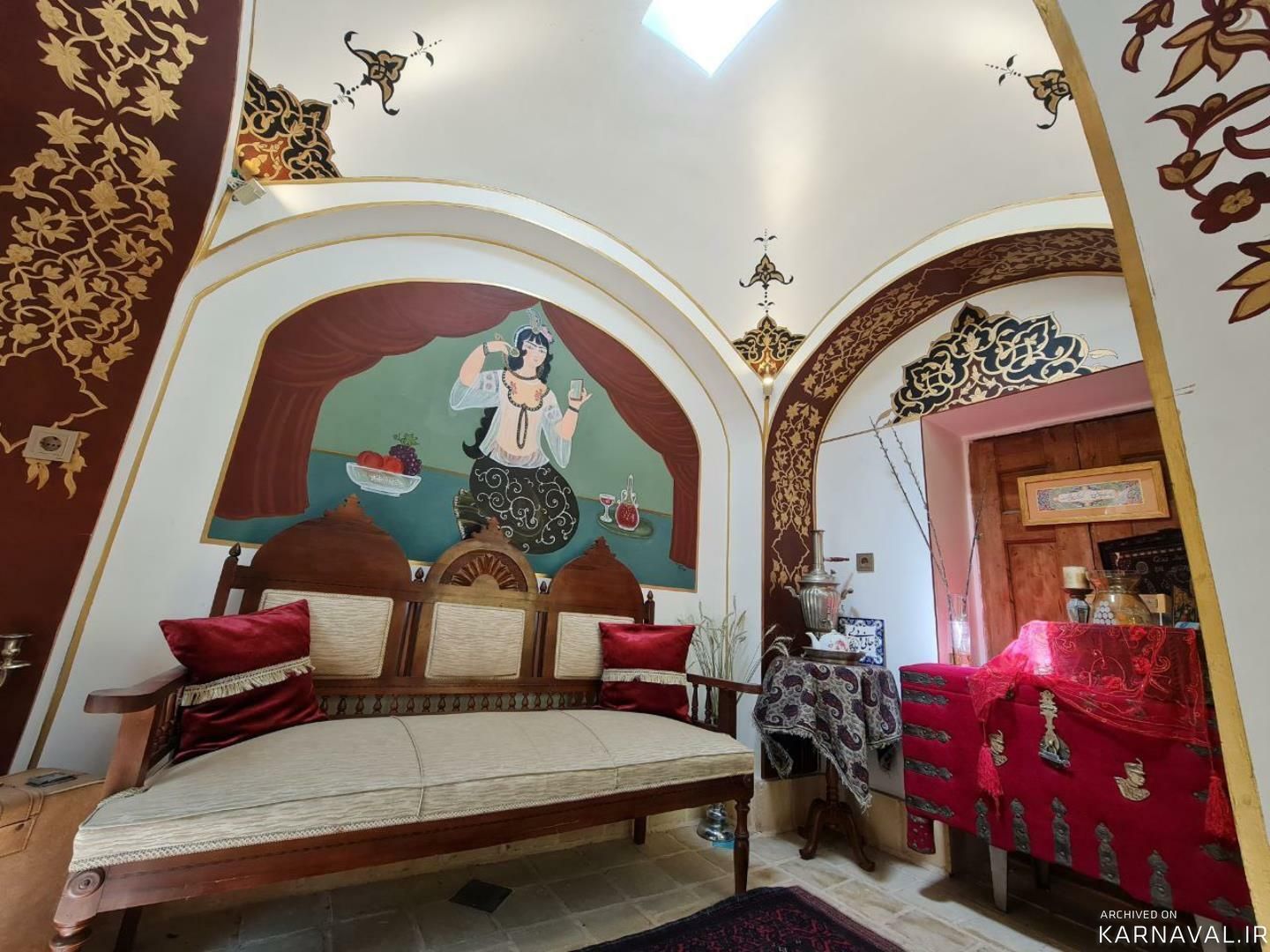 اقامتگاه سنتی عمارت طاووسیه اصفهان