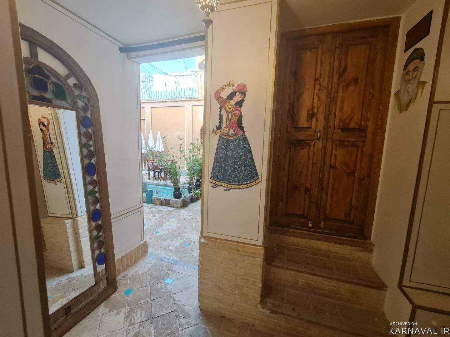 اقامتگاه سنتی عمارت طاووسیه اصفهان