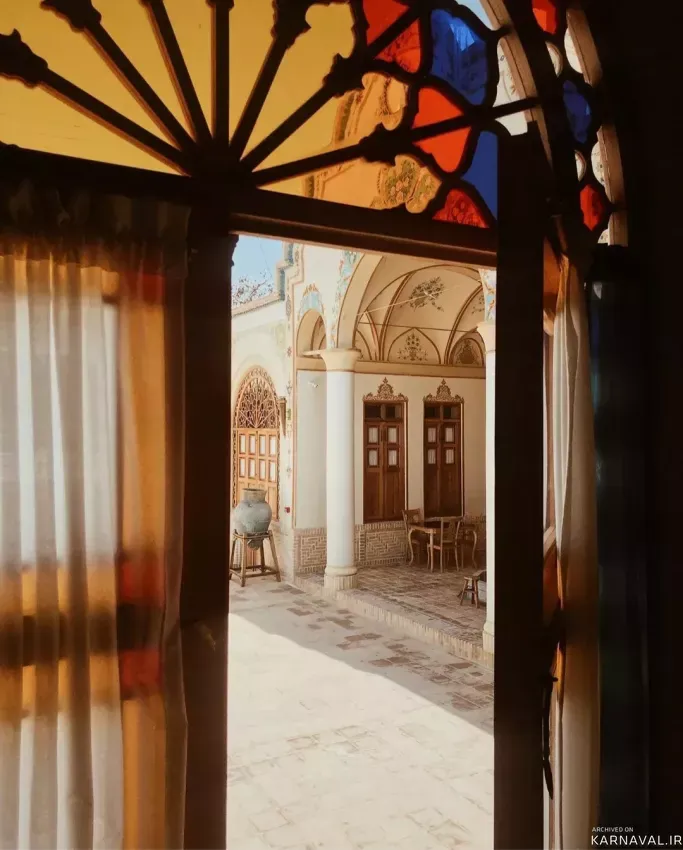 اقامتگاه تاریخی یاسمین راهب کاشان