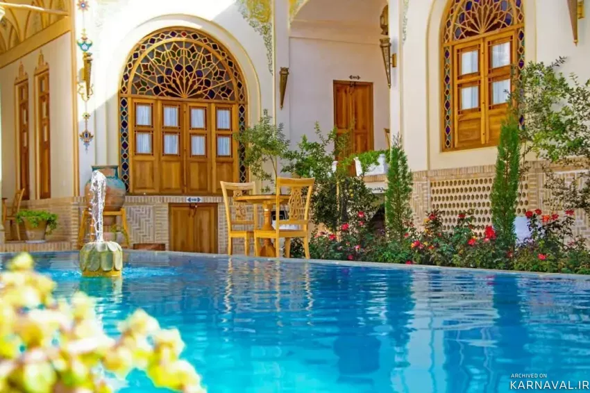 اقامتگاه تاریخی یاسمین راهب کاشان