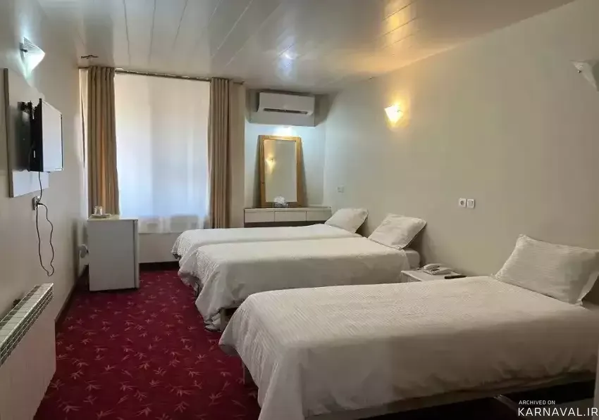 https://media.karnaval.ir/uploads/2024/10/47345.webp