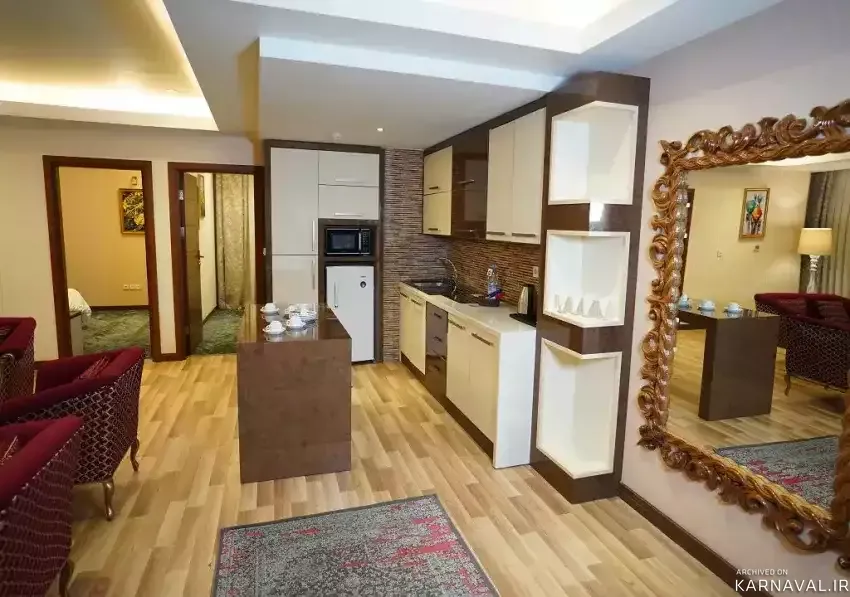 https://media.karnaval.ir/uploads/2024/10/50058.webp