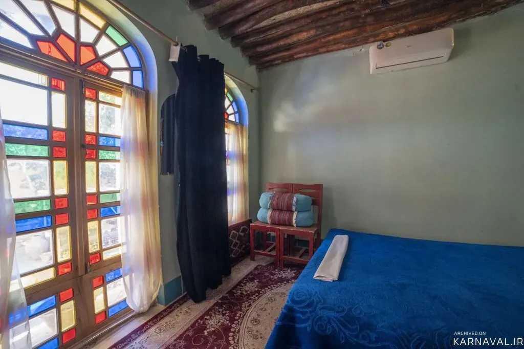 اقامتگاه بوم گردی عمارت هفت رنگ شیراز