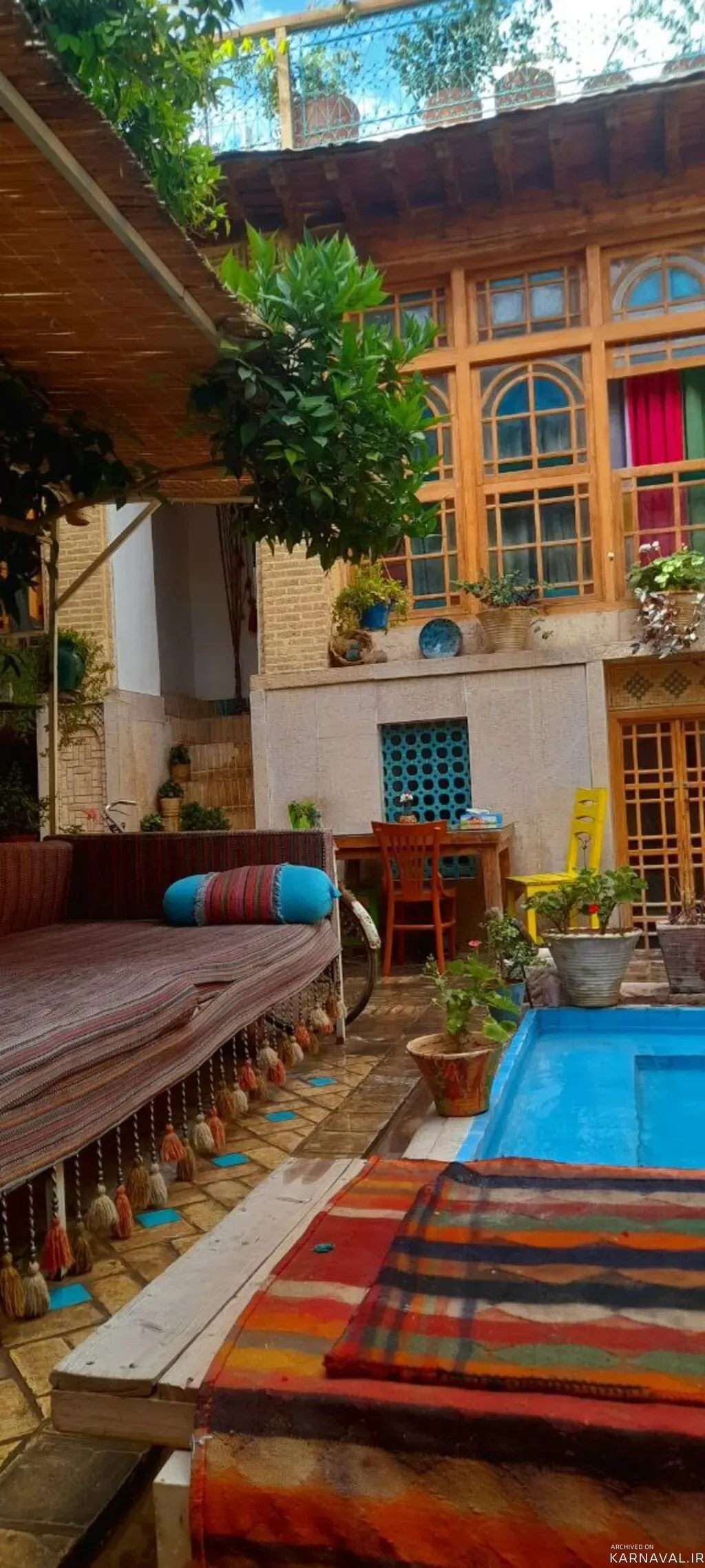 اقامتگاه بوم گردی عمارت هفت رنگ شیراز