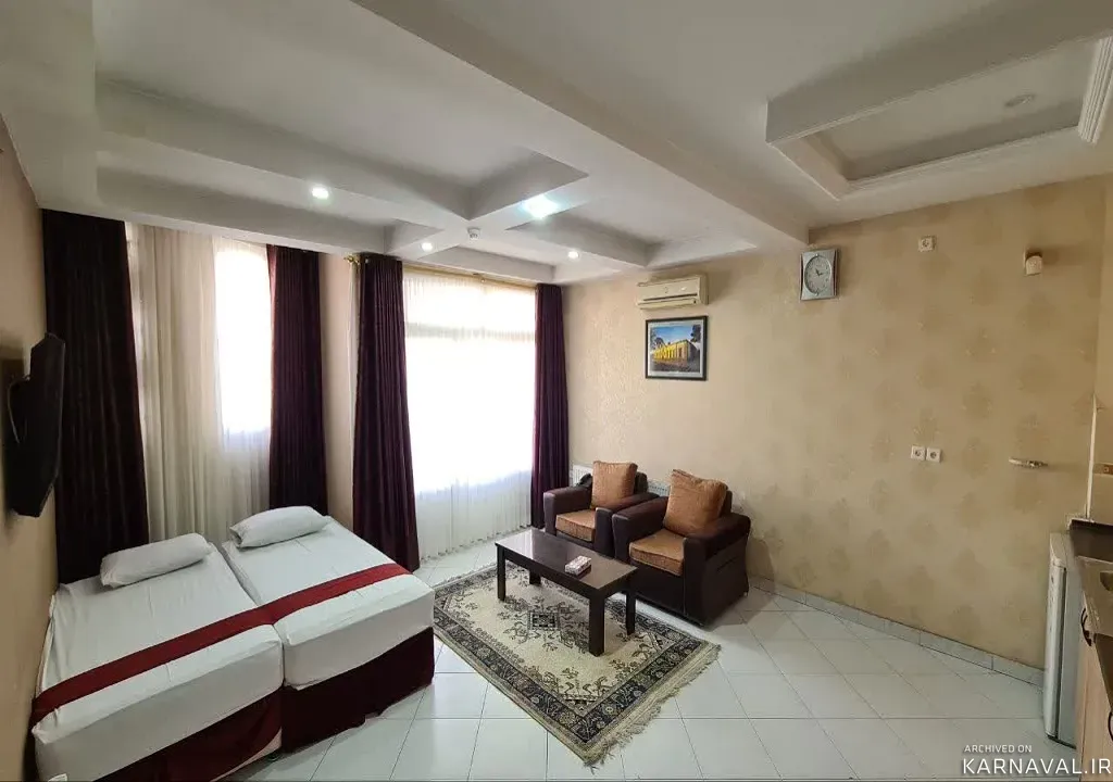 https://media.karnaval.ir/uploads/2024/10/54256.webp
