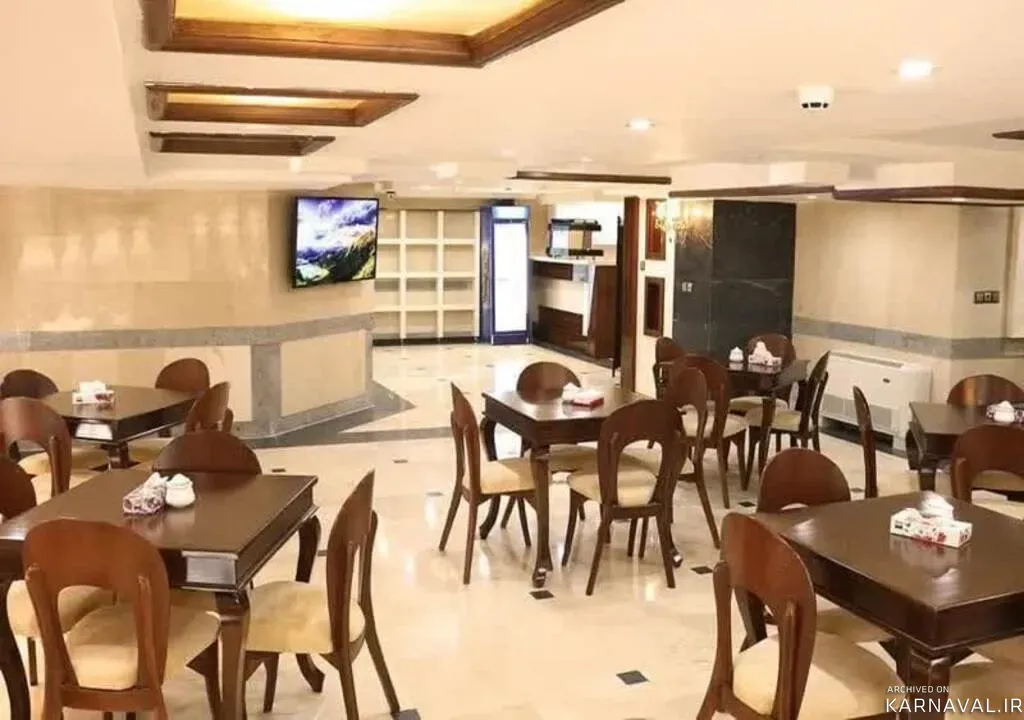 https://media.karnaval.ir/uploads/2024/10/54708.webp