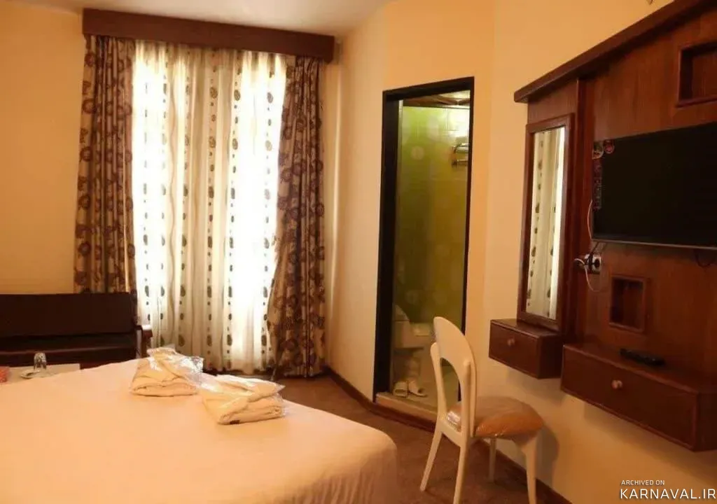 https://media.karnaval.ir/uploads/2024/10/54712.webp