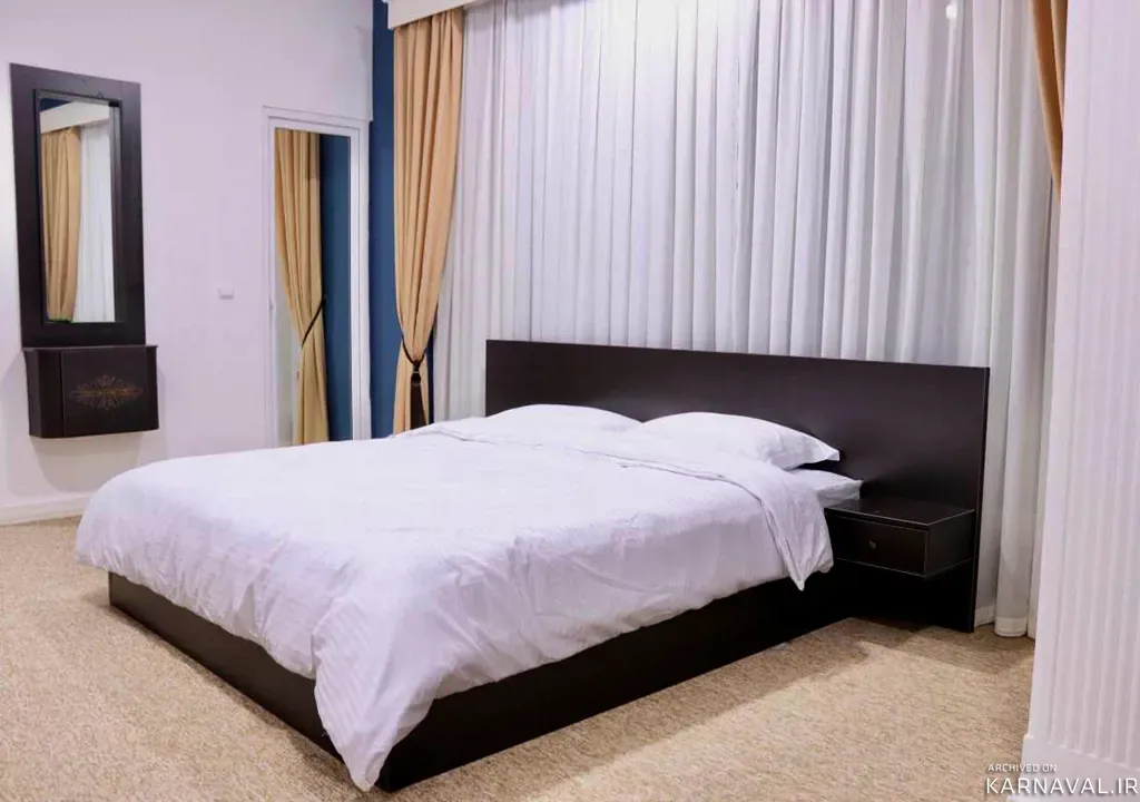 https://media.karnaval.ir/uploads/2024/10/72452.webp