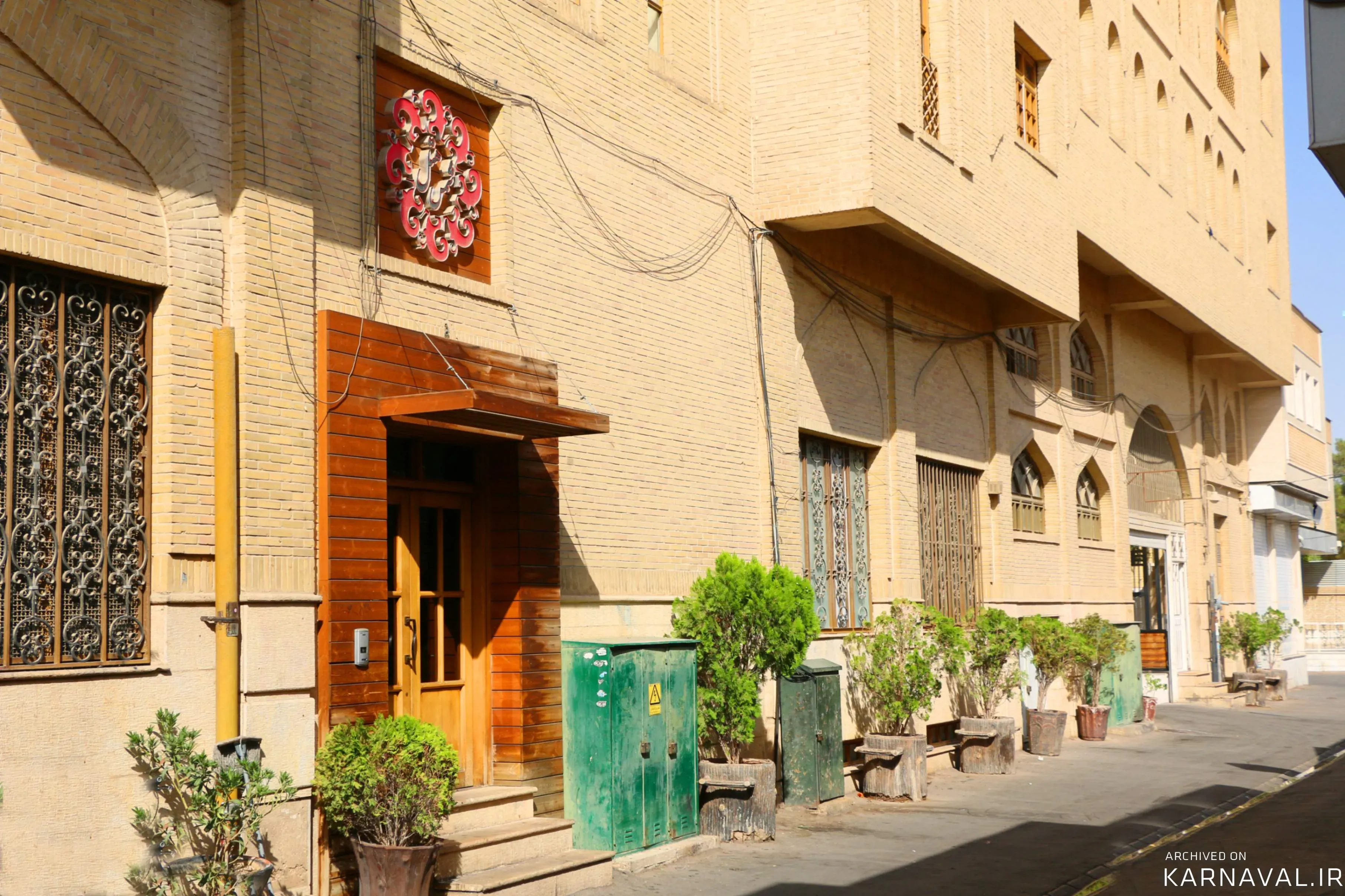 هتل آپارتمان شمس شیراز