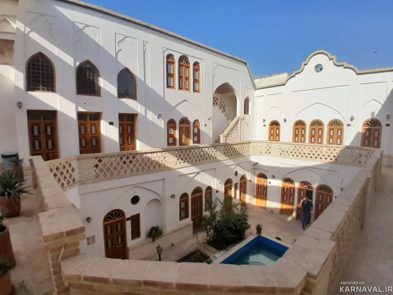 اقامتگاه سنتی عمارت شاه نشین کاشان اقامتگاه سنتی عمارت شاه نشین کاشان