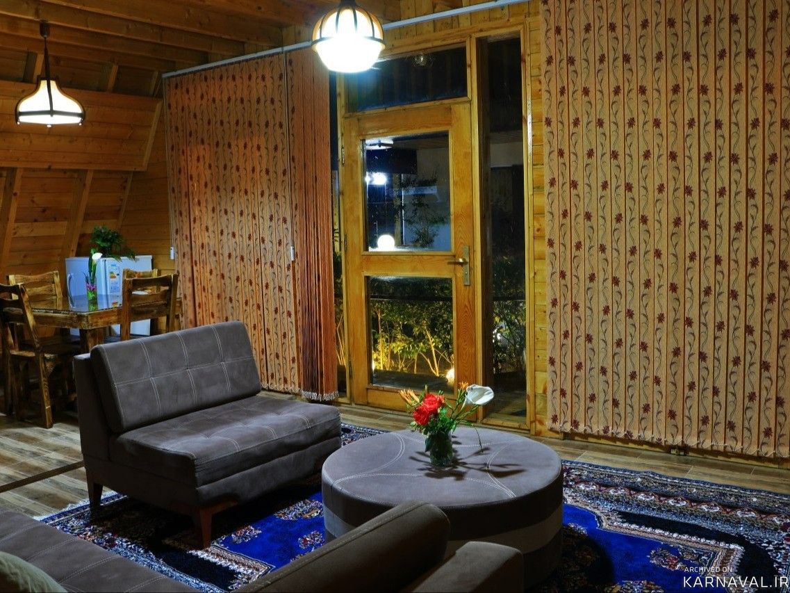 https://media.karnaval.ir/uploads/2024/11/house-141421-2024-11-11-05-51-47-2f7b0279d57fefb05dd64e35b6511425fa99d948-333663.jpg