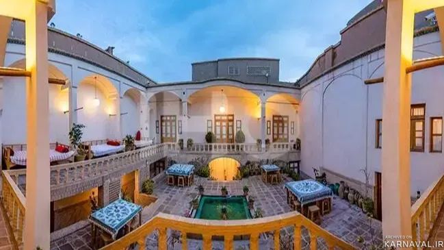 اقامتگاه سنتی کاشانه روشن کاشان