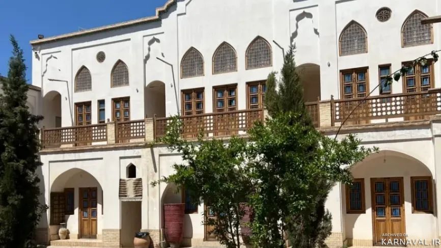 هتل خانه ادیب کاشان