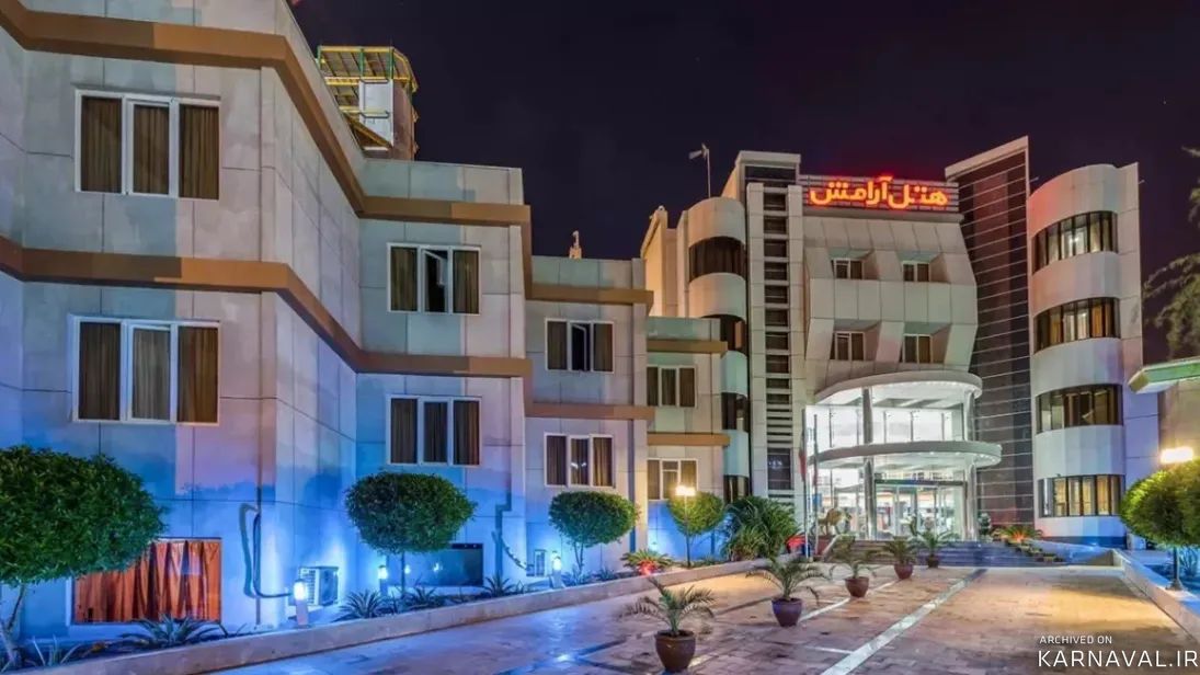 https://media.karnaval.ir/uploads/2024/11/pod-hotel-hotel-66dc27268846bd6eef20eff6.jpg
