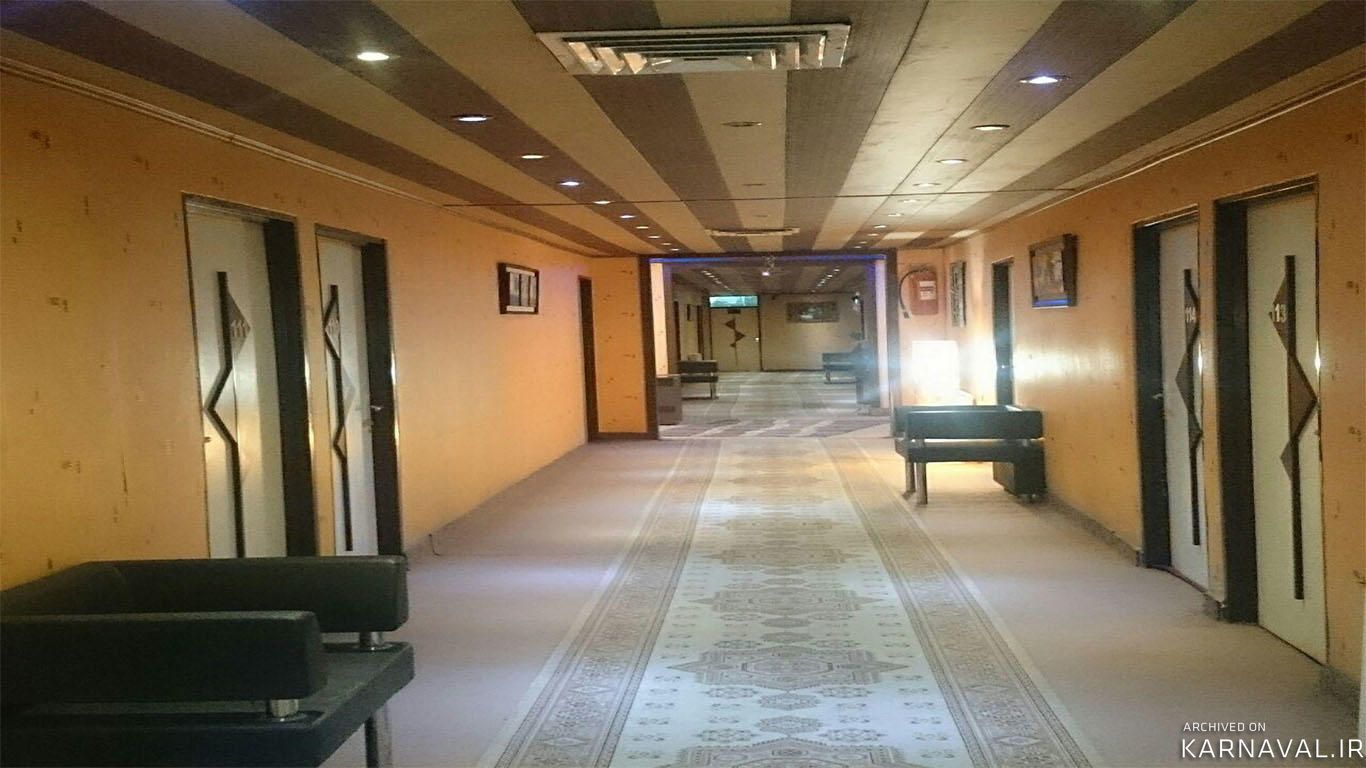 https://media.karnaval.ir/uploads/2024/12/11324.jpeg