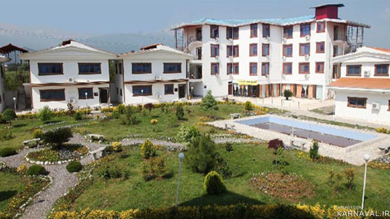 https://media.karnaval.ir/uploads/2024/12/11896.jpeg