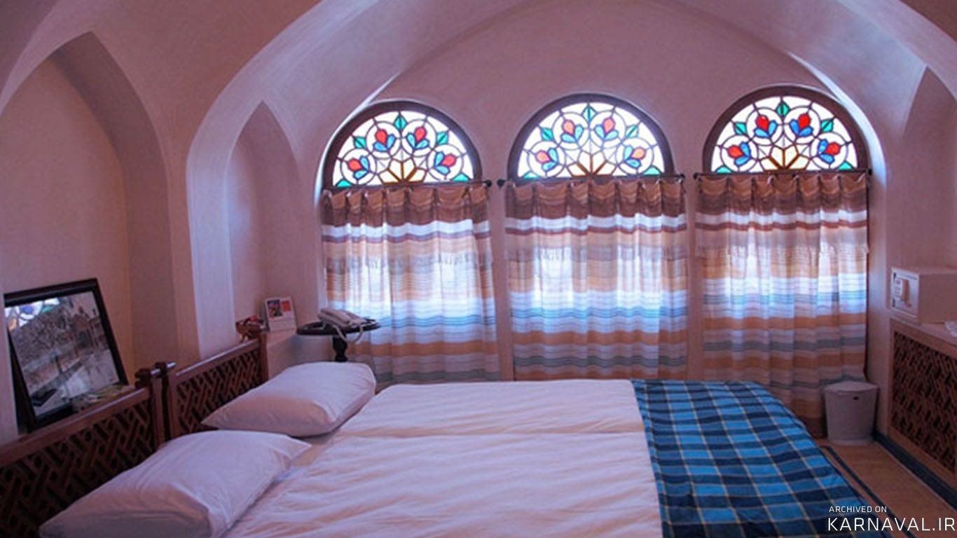 هتل مهینستان راهب کاشان