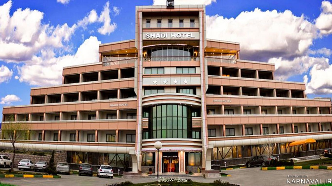 https://media.karnaval.ir/uploads/2024/12/3525.jpg
