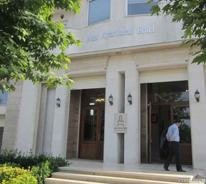 https://media.karnaval.ir/uploads/2024/12/4164.jpg