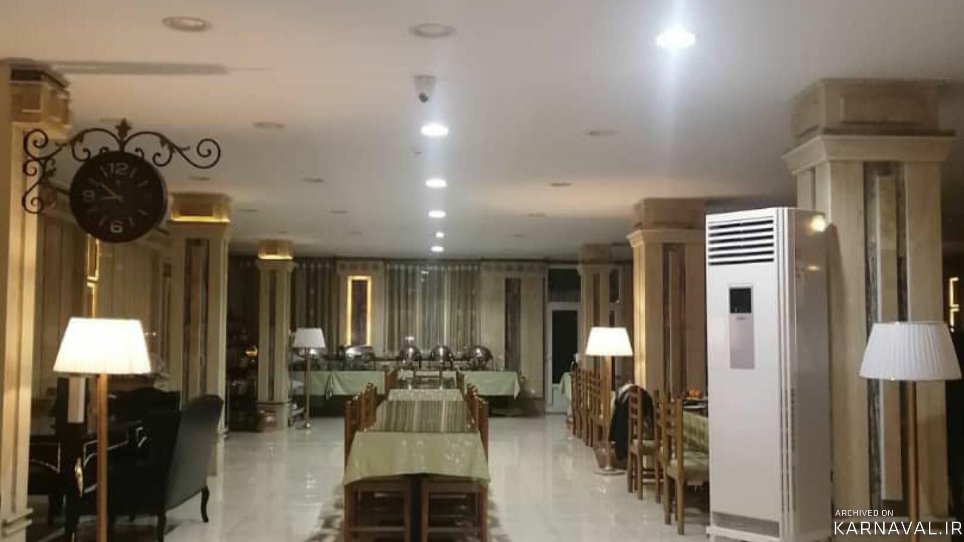 https://media.karnaval.ir/uploads/2024/12/41907.jpeg
