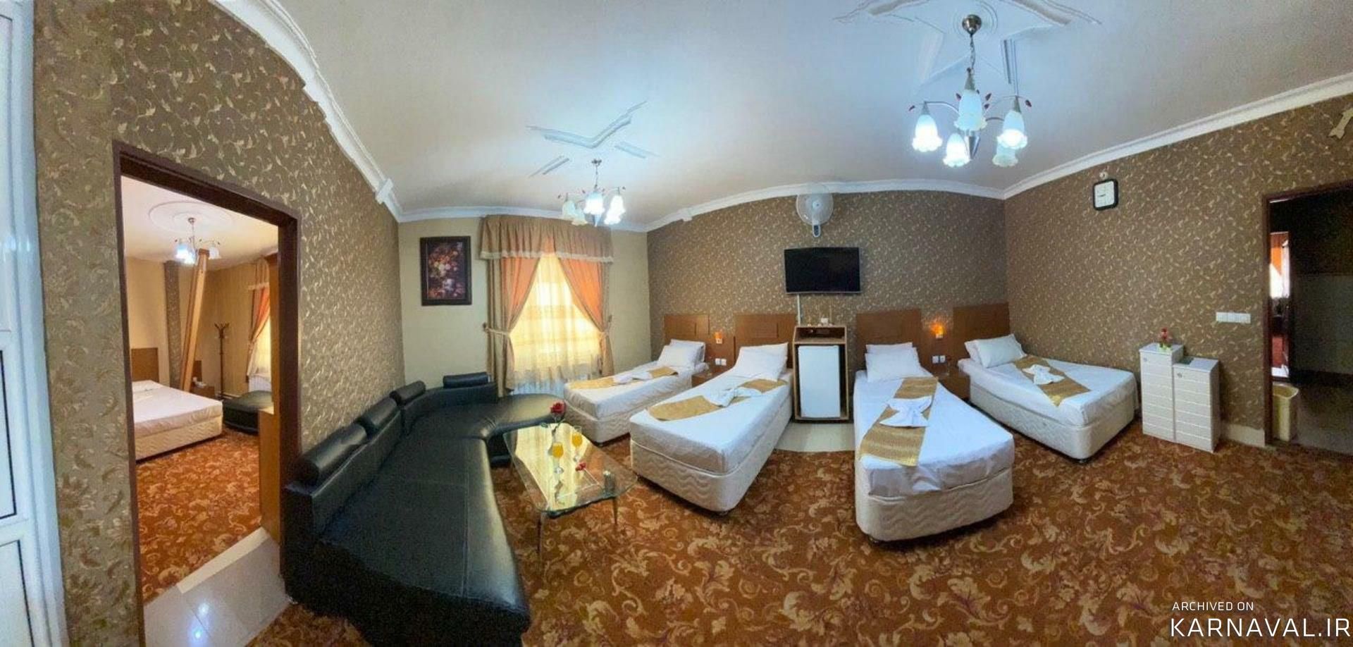 https://media.karnaval.ir/uploads/2024/12/47559.jpeg
