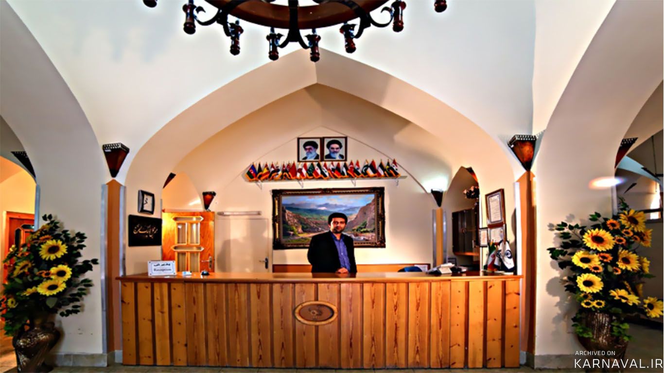 https://media.karnaval.ir/uploads/2024/12/4980.jpg