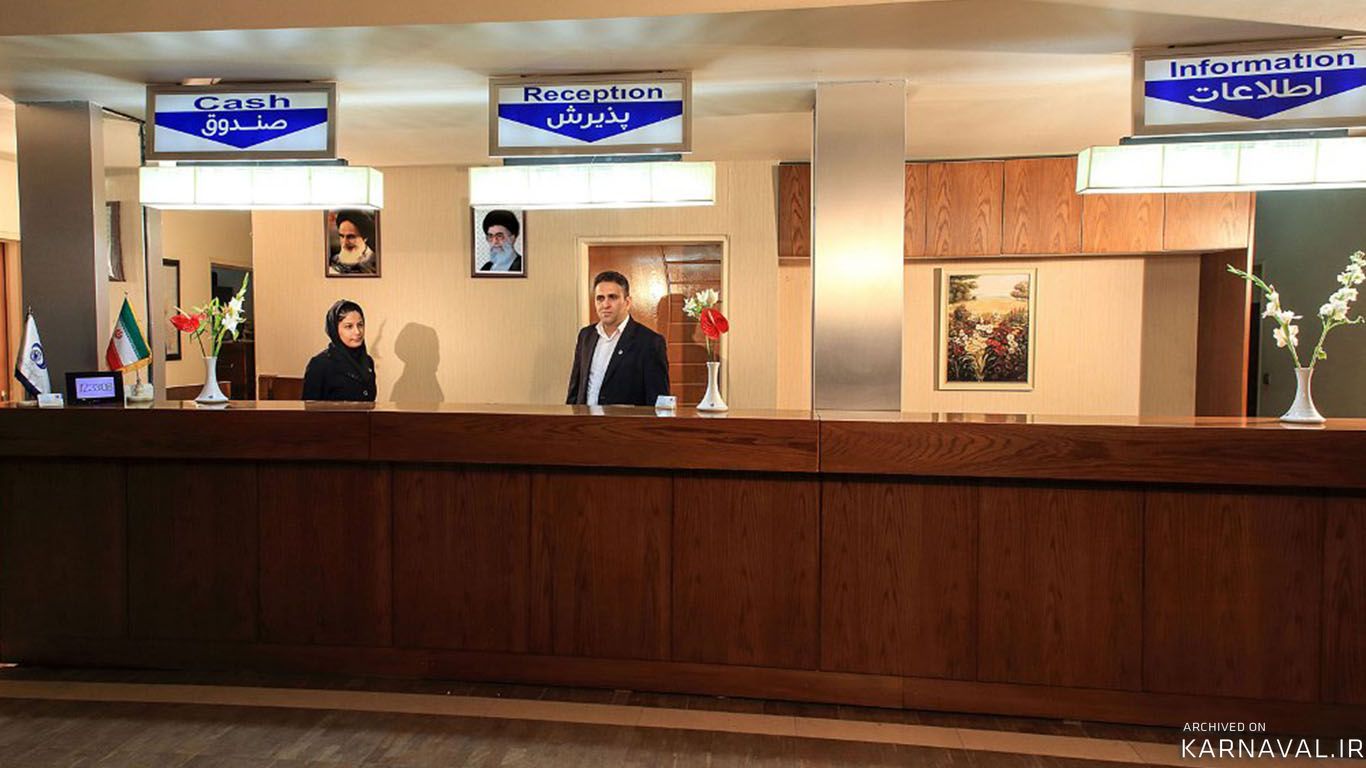 https://media.karnaval.ir/uploads/2024/12/5764.jpg