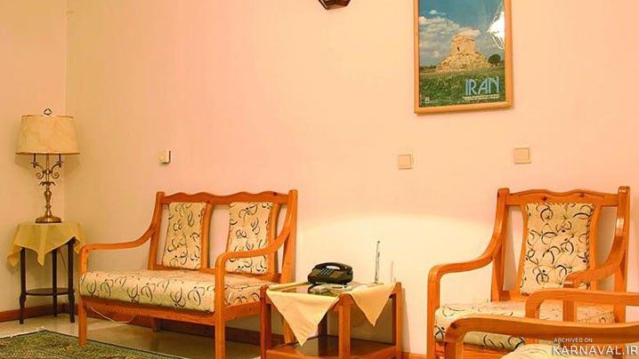 https://media.karnaval.ir/uploads/2024/12/6822.jpg