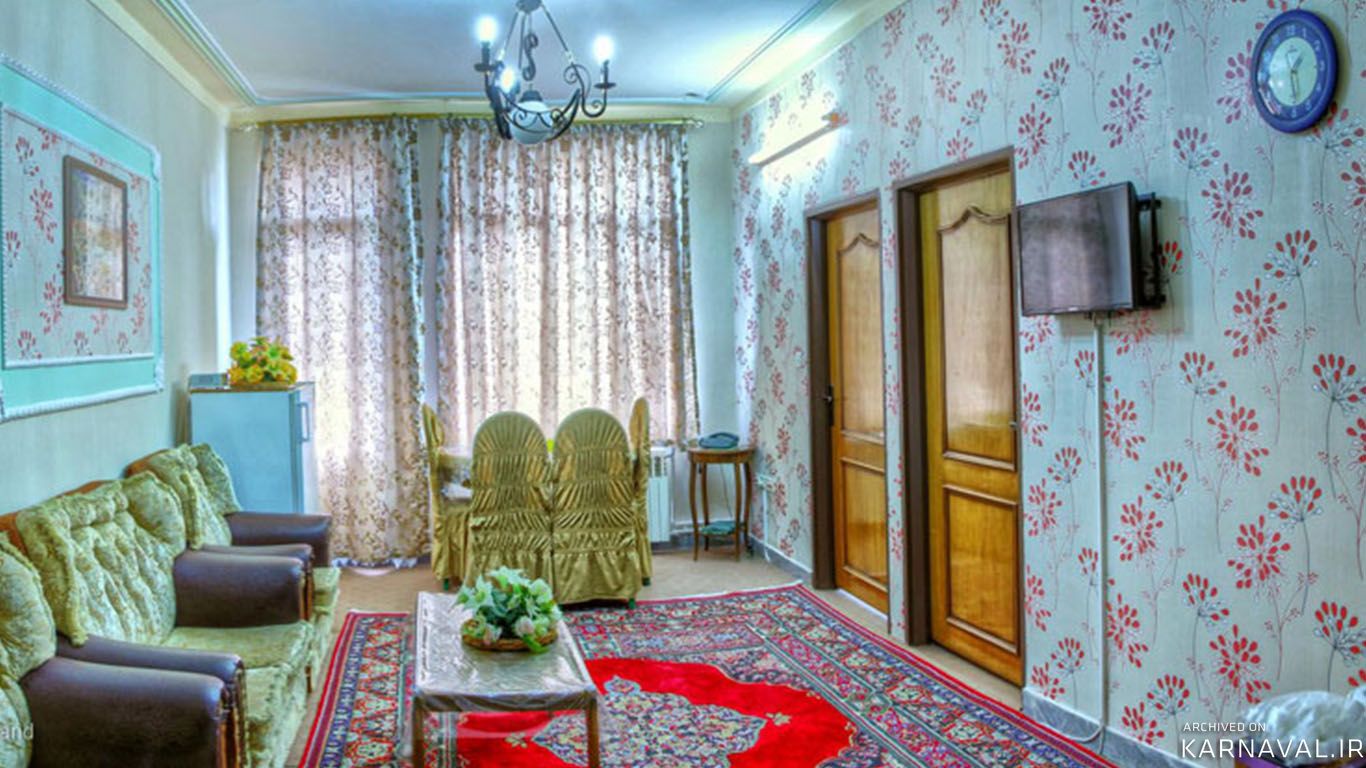 https://media.karnaval.ir/uploads/2024/12/7017.jpg