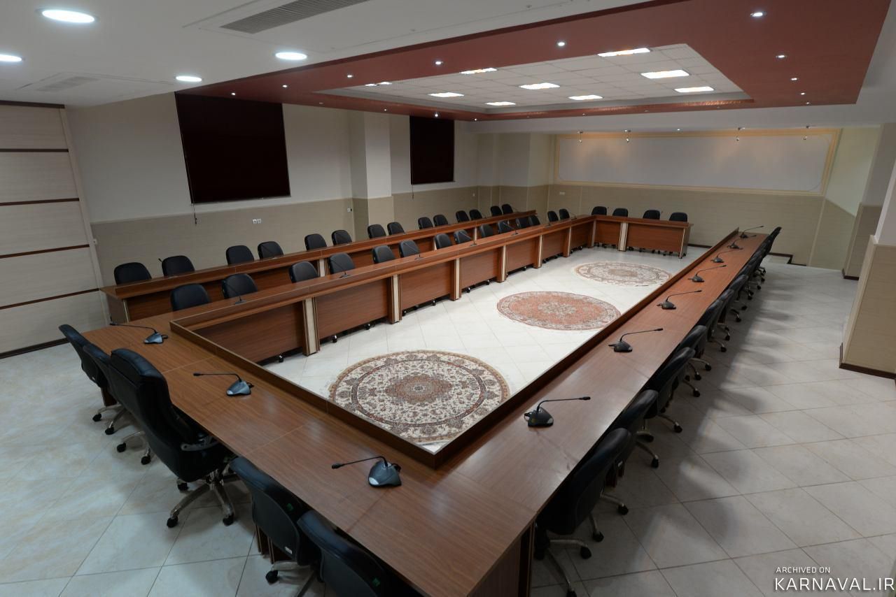 https://media.karnaval.ir/uploads/2024/12/8486.jpg