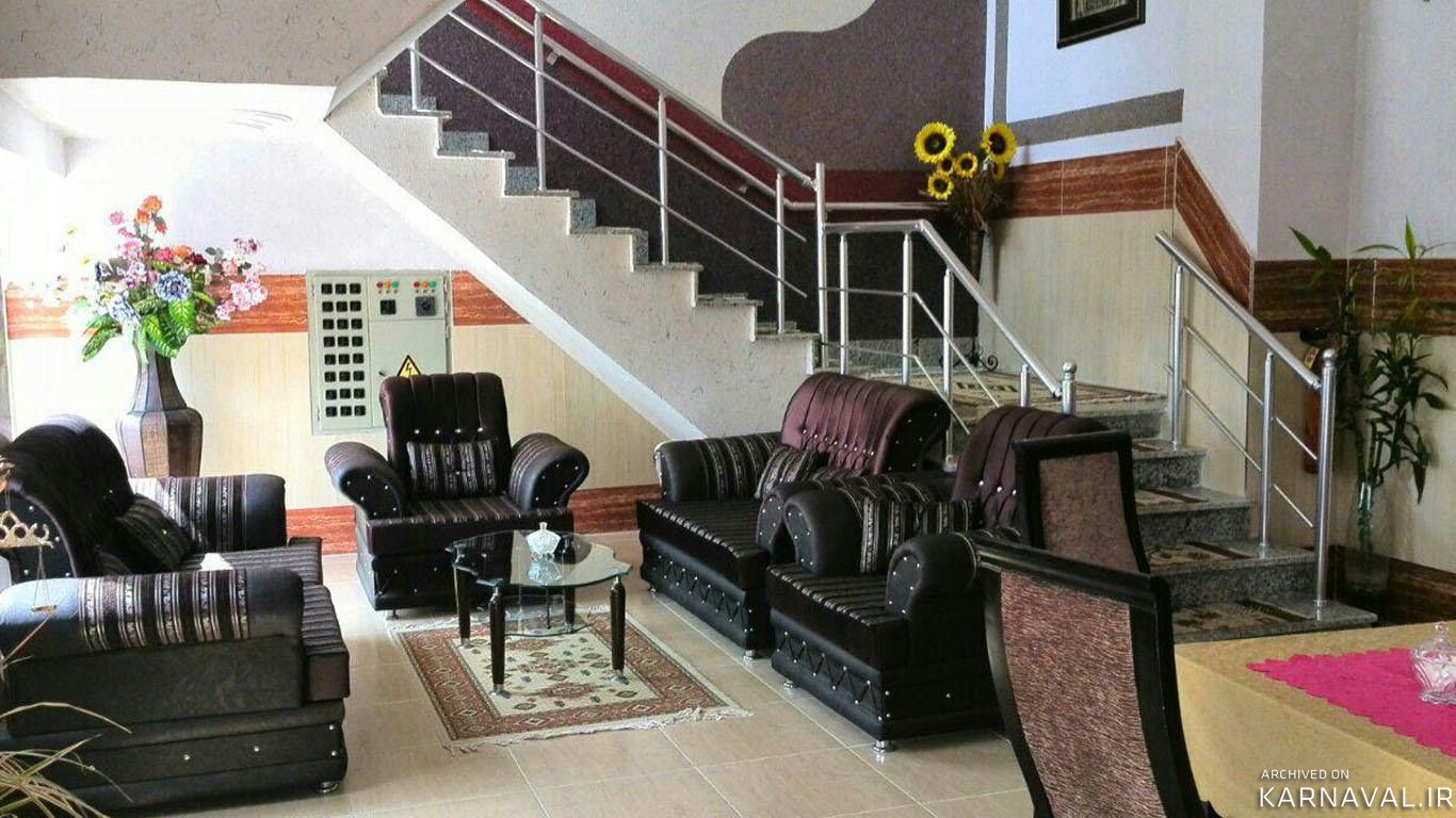 https://media.karnaval.ir/uploads/2024/12/9202.jpeg