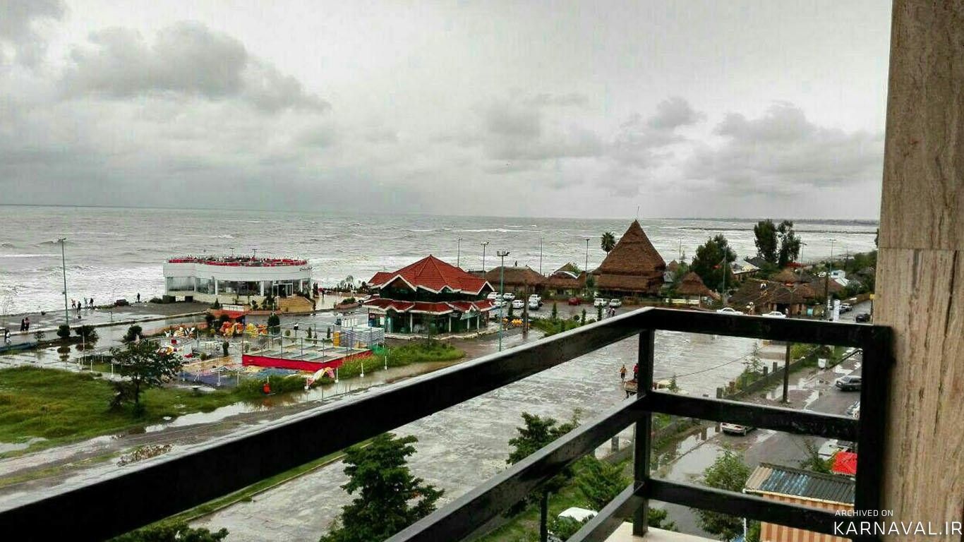 https://media.karnaval.ir/uploads/2024/12/9680.jpeg