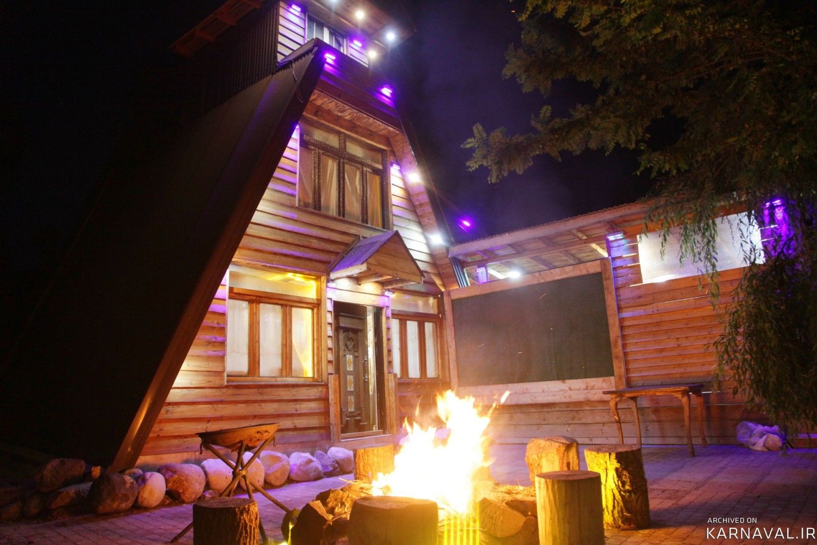 https://media.karnaval.ir/uploads/2024/12/house-68094-2024-12-10-09-18-32-d8c8d027378122ffb50e51ba617da0766d11dd93-955681.jpg