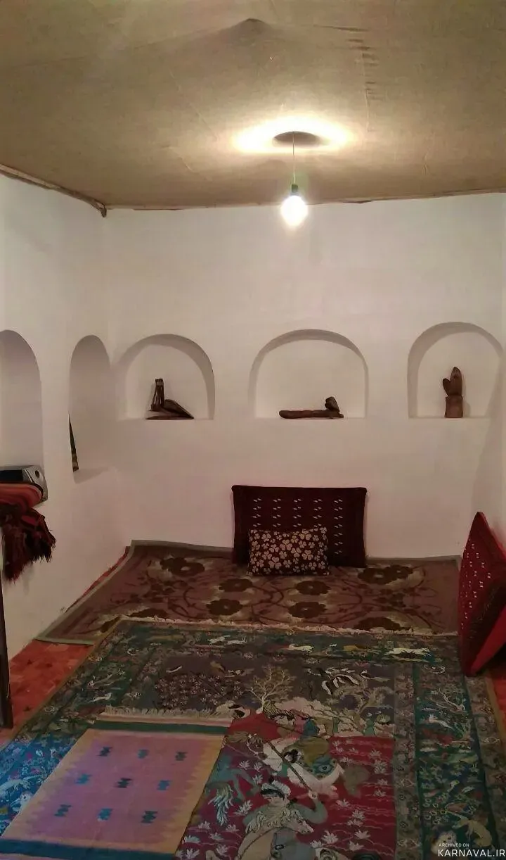 اقامتگاه بوم‌گردی سرقنات(اتاق دو نفره۱) آباده