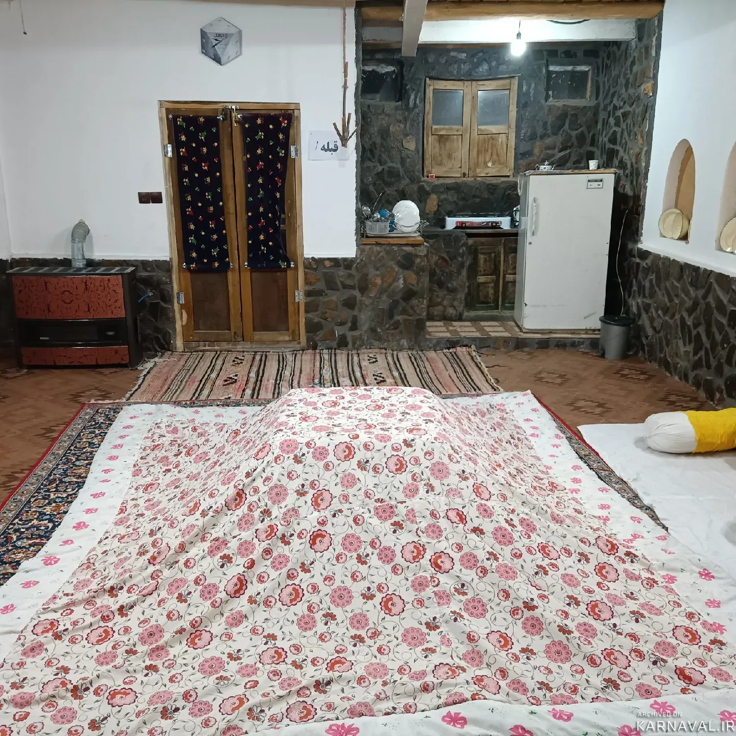 اقامتگاه بوم‌گردی  آرامش (بهار نارنج) برزک