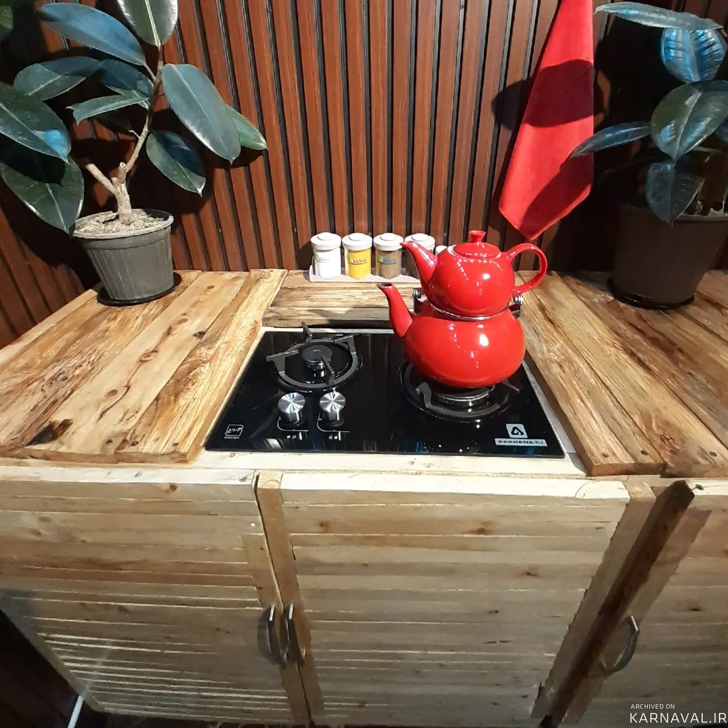 کلبه چوبی جکوزی دار رز (۲) شیرگاه کلبه چوبی جکوزی دار رز (۲) شیرگاه
