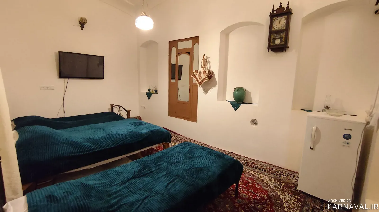 اقامتگاه بوم‌گردی سنتی خانم تاج (اتاق ژینا)  کاشان