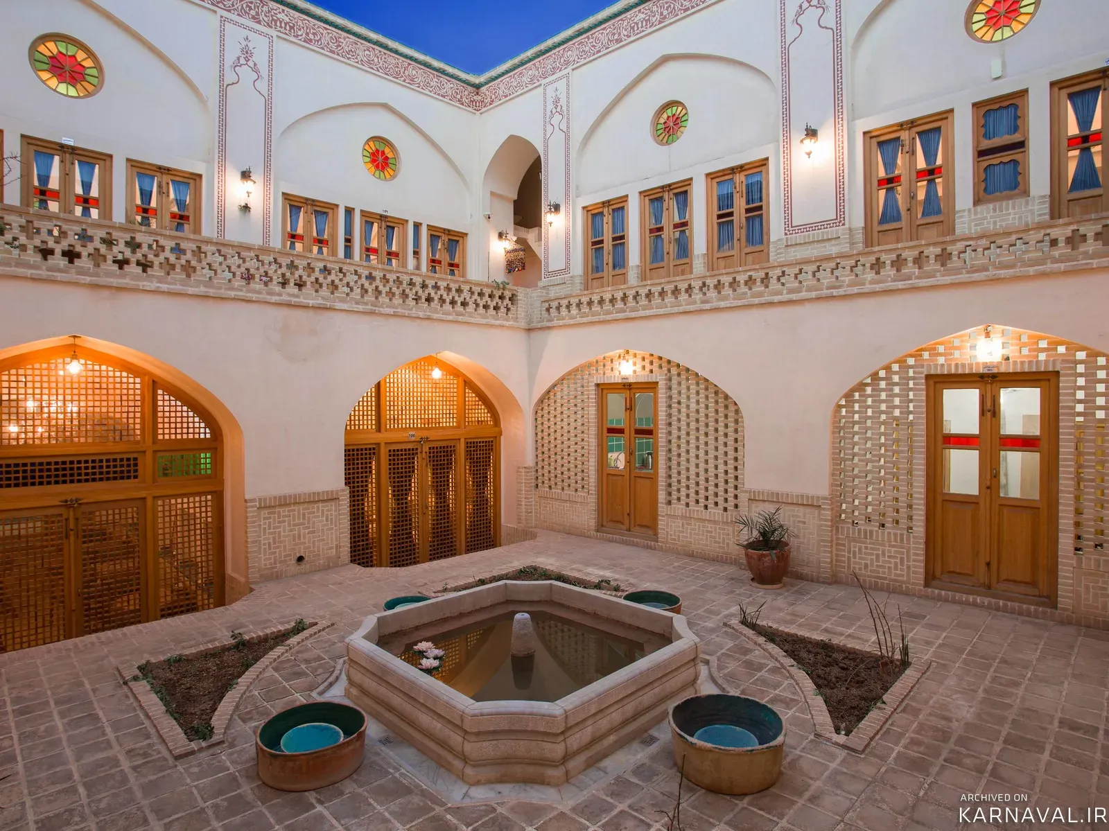 هتل سنتی سرپله(اتاق گلسار) کاشان