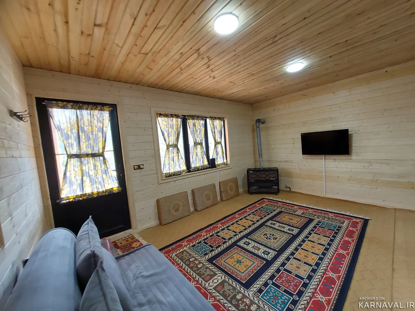 کلبه چوبی علیزاده لاهیجان کلبه چوبی علیزاده لاهیجان
