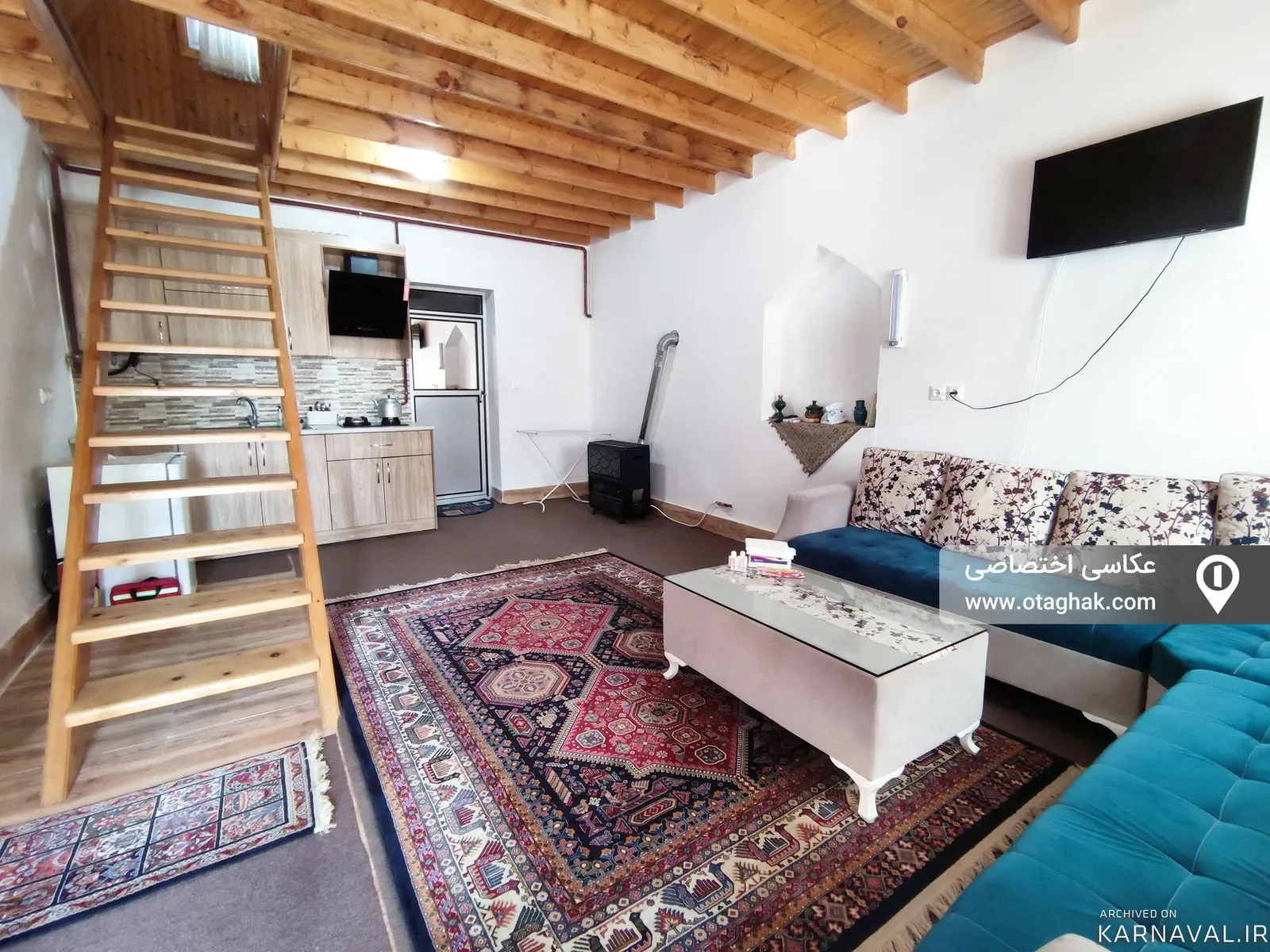 کلبه آغوز دار رشت کلبه آغوز دار رشت