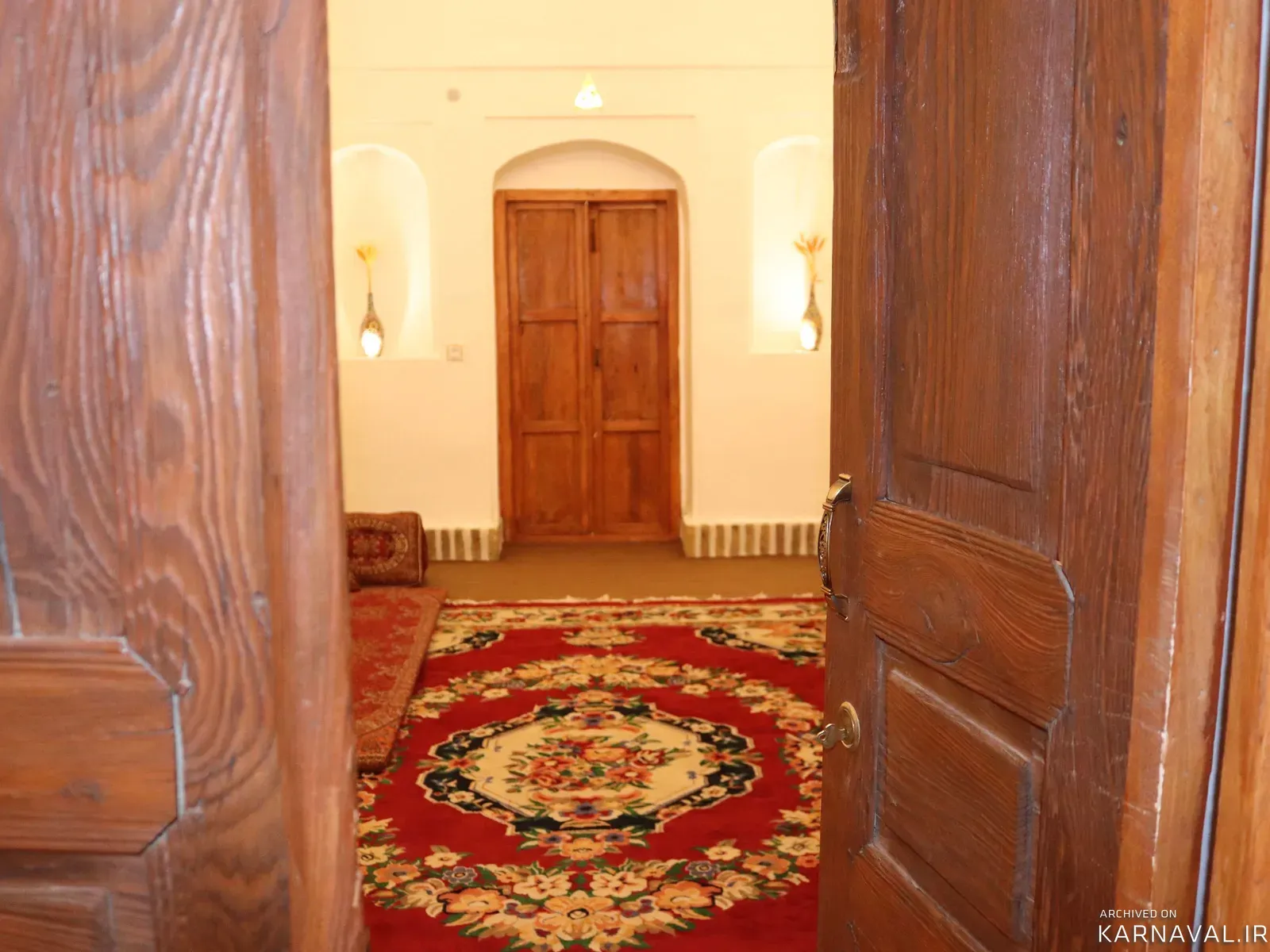 اقامتگاه بوم‌گردی  سرای زنده دلان (vip شاه نشین) فردوس