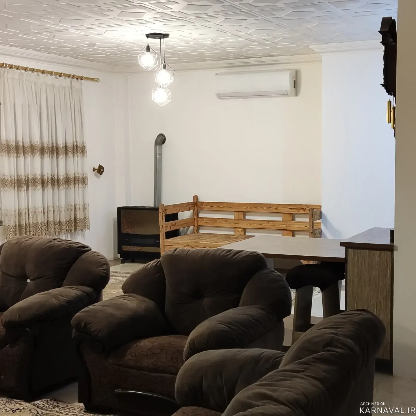 ویلا استخردار آبگرم ونوش با جکوزی رویان
