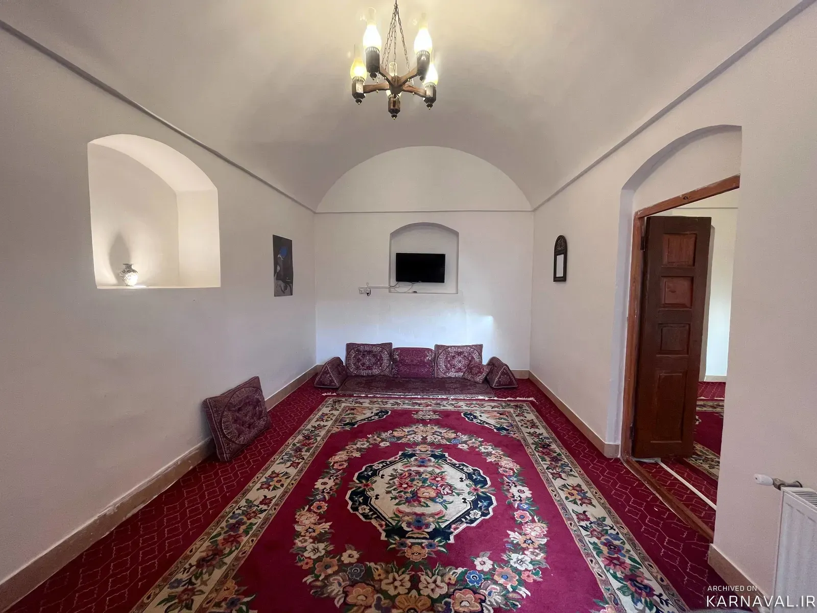 اقامتگاه بوم‌گردی  سرای زنده دلان (ریحان) فردوس