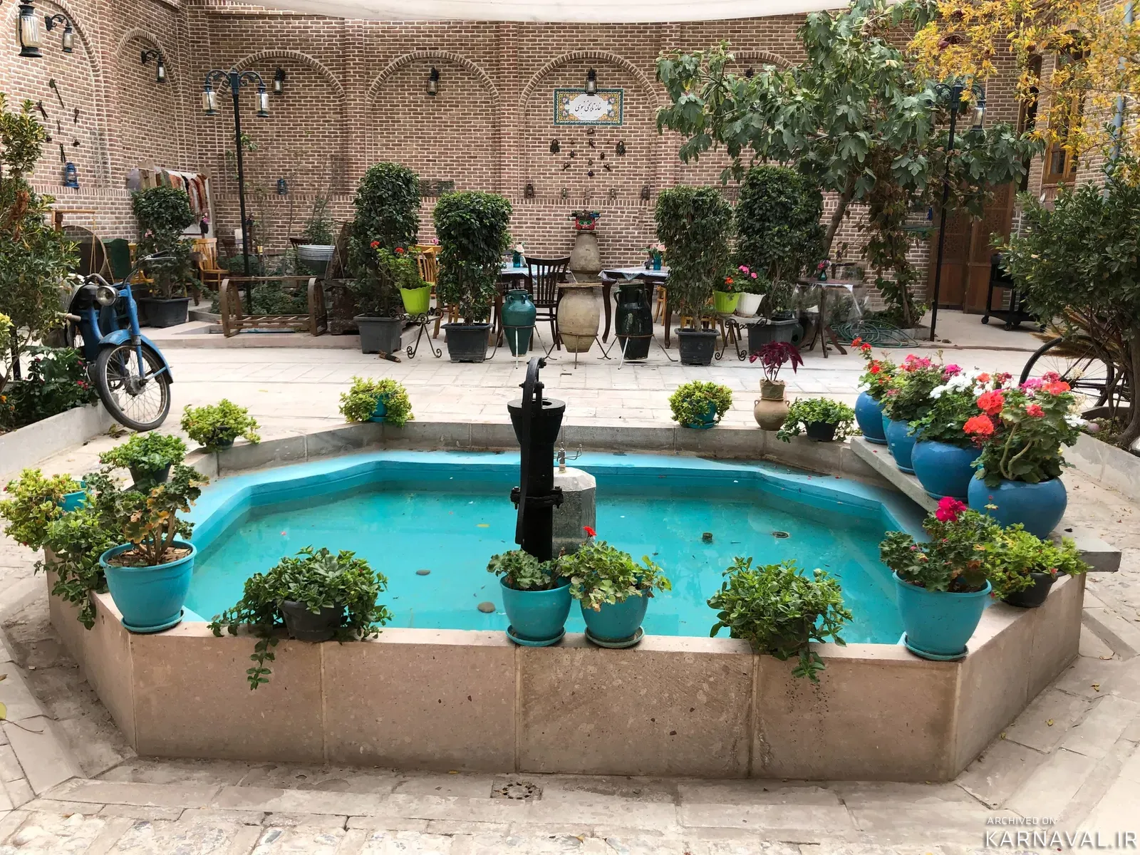 هتل سنتی نبوی (شاهنشین) با صبحانه رایگان قزوین هتل سنتی نبوی (شاهنشین) با صبحانه رایگان قزوین