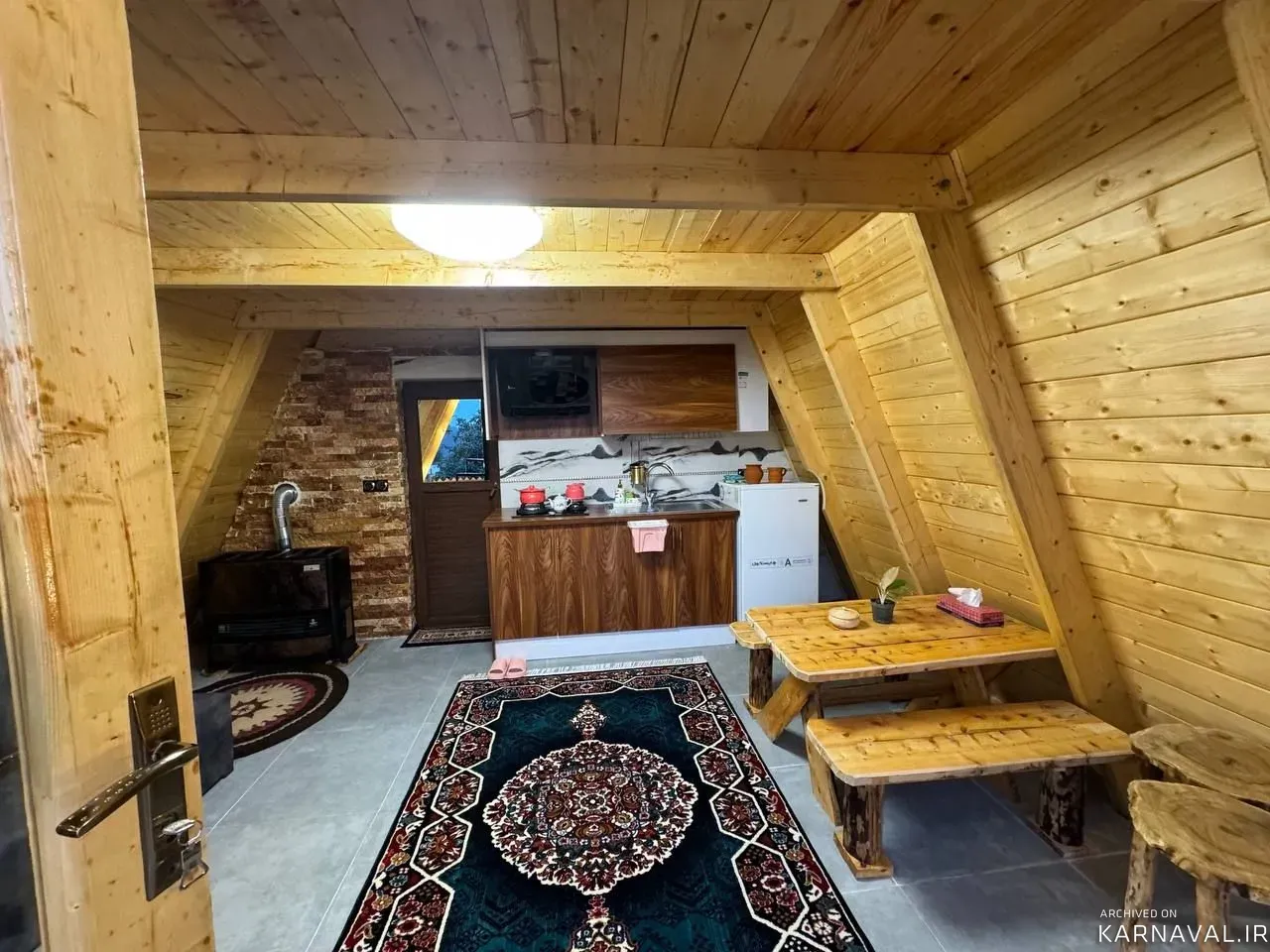 کلبه سوئیسی جنگلی آکوبا  رامسر