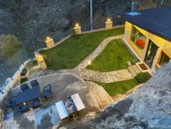 کلبه صخره آسارا کلبه صخره آسارا