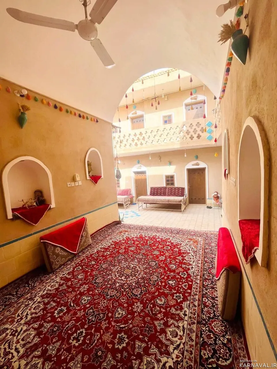 اقامتگاه بوم‌گردی راوي كوير مصر (راوی۳) خور و بیابانک