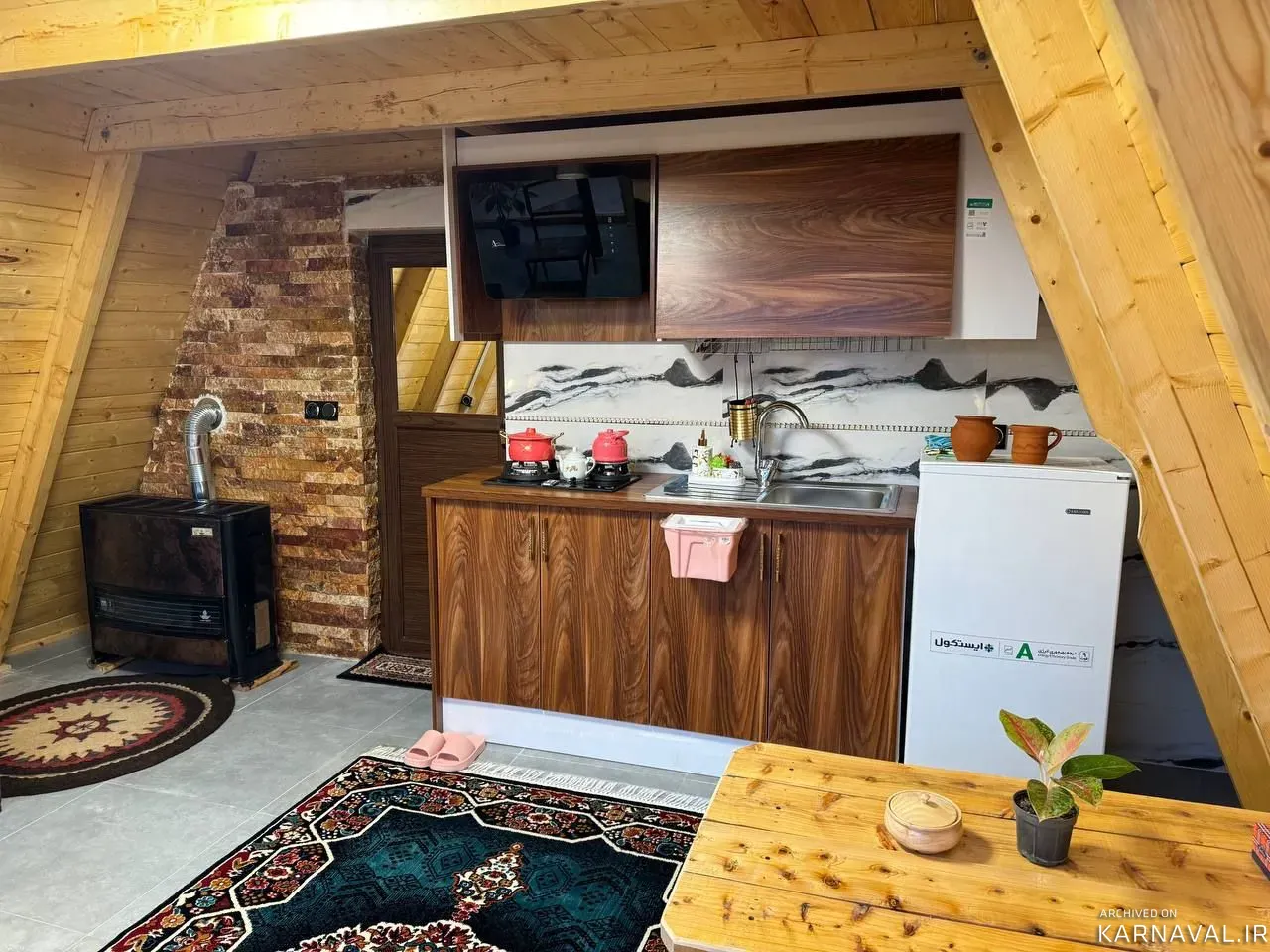 کلبه سوئیسی جنگلی آکوبا  رامسر